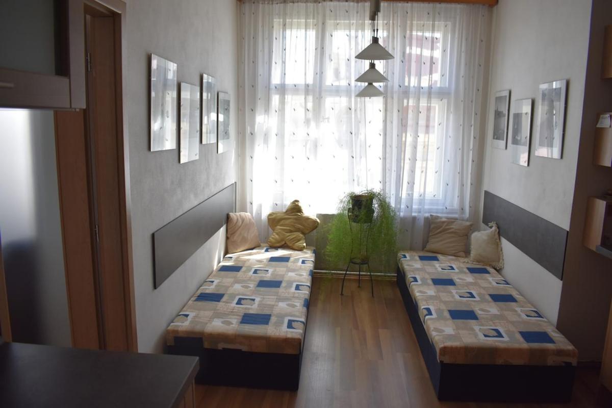 Amazing In Center For Great Price Appartamento Praga